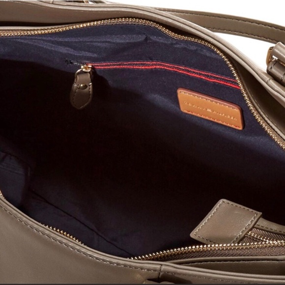 Tommy Hilfiger Julia Tote in Mushroom - Picture 5 of 6